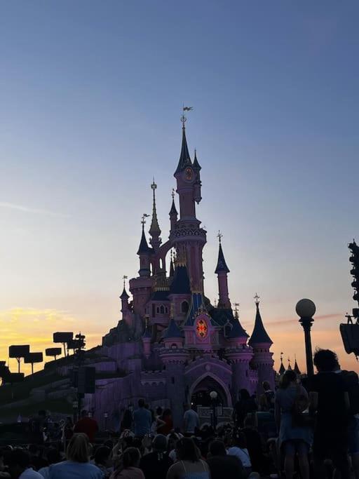M&A Maison De Campagne/ Disney/Paris/Wifi/Jeux Croissy-Beaubourg Ngoại thất bức ảnh